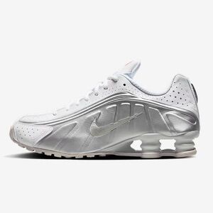 Nike Shox R4 White Metallic Silver White Sneakers
